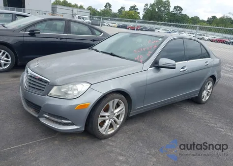 2013 Mercedes-Benz C 300 Luxury 4Matic from USA, damaged, VIN WDDGF8AB3DR273873